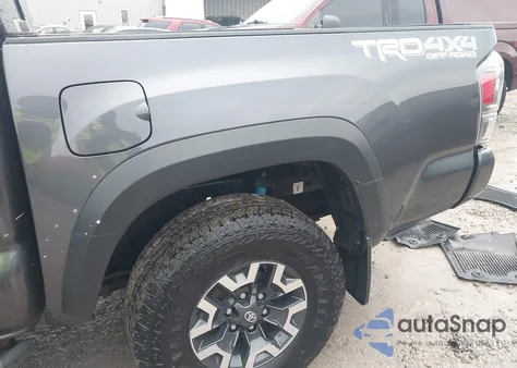 2023 Toyota Tacoma Trd Off Road z USA, uszkodzony, nr VIN 3TYCZ5AN7PT164903